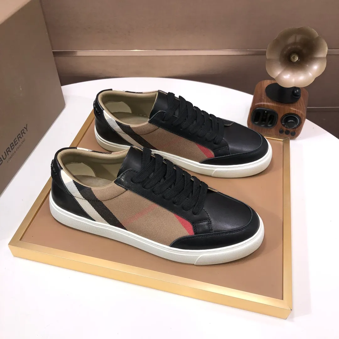Men's shoes 💰480💰 [Burberry] (cowhide lining) classic low-top sneakers｜Imported cowhide with classic plaid fabric｜Cowhide lining｜Original outsole｜Fine workmanship and comfortable to wear Size: 38-44 (customized at 45)